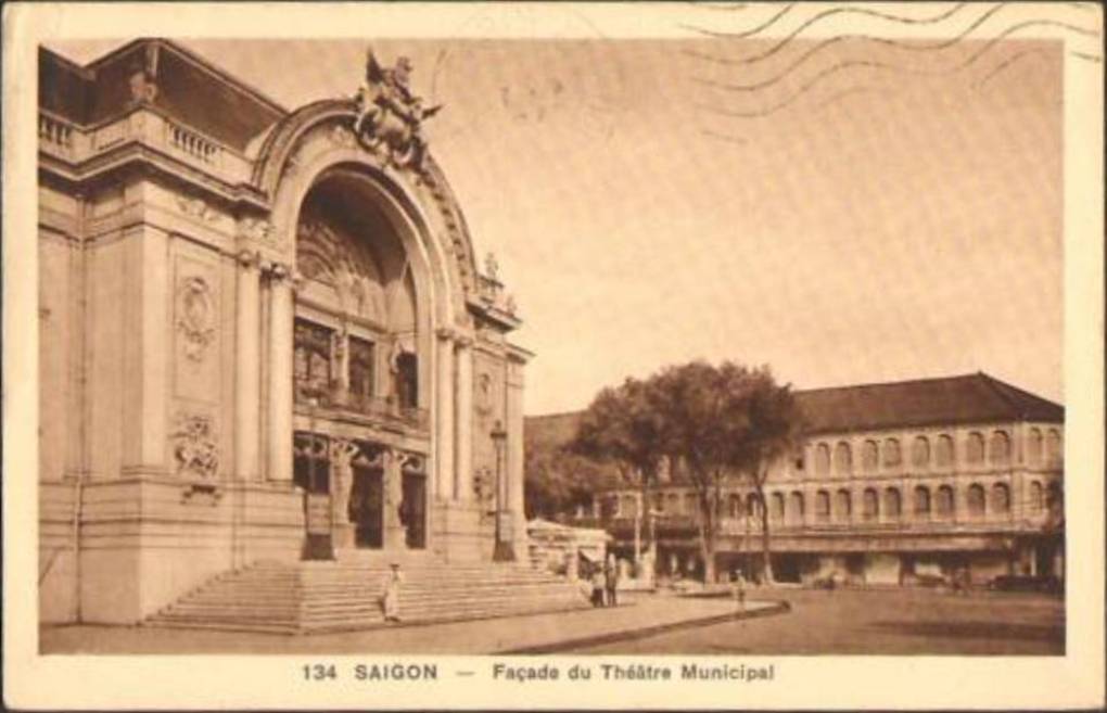 Postcard representing a theatre, with a postal stamp.