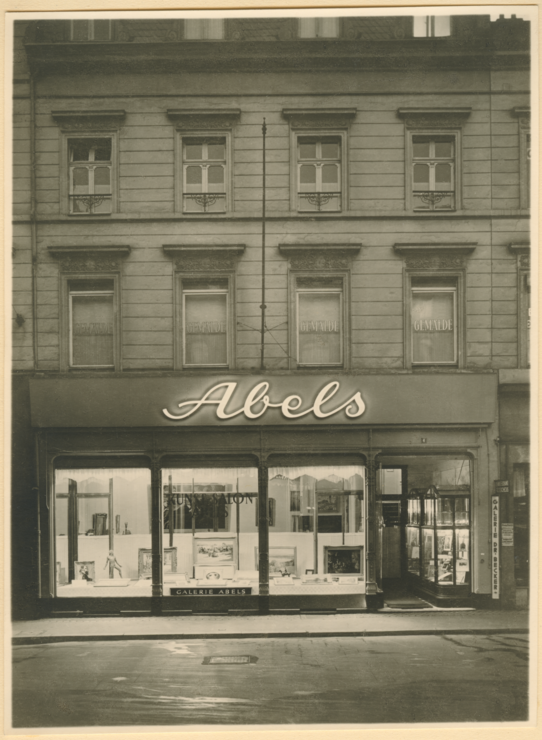 Vue extérieure du Kunstsalon Abels/Galerie Abels, Wallrafplatz 6, Cologne, vers 1935/1937. Source : ZADIK | Archives centrales pour les études du marché de l'art allemand et international, Fonds A15, Galerie Aenne Abels.